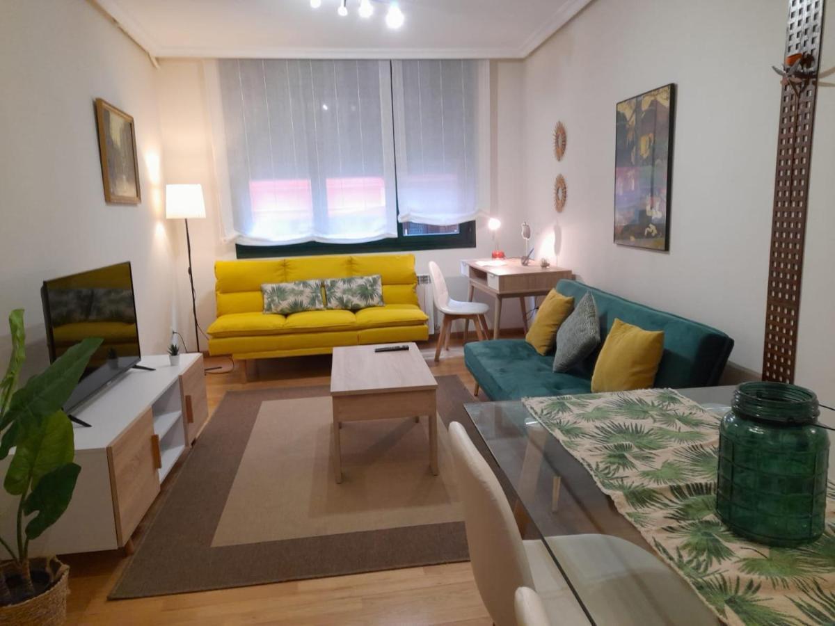 Apartamento Centrico Con Wifi Y Parking De Coche Tamano Medio Onís 外观 照片