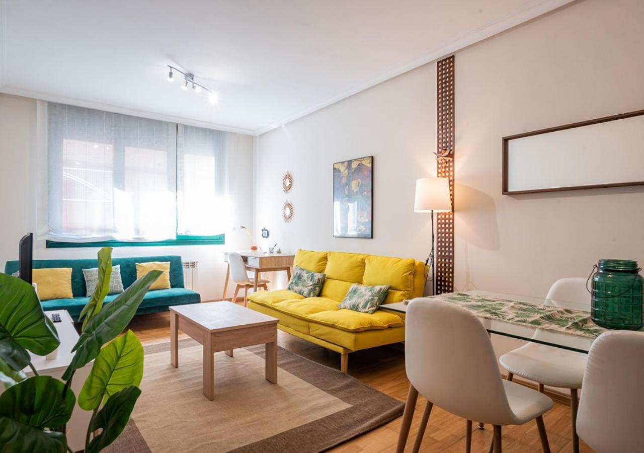 Apartamento Centrico Con Wifi Y Parking De Coche Tamano Medio Onís 外观 照片