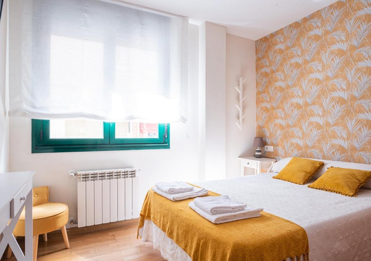 Apartamento Centrico Con Wifi Y Parking De Coche Tamano Medio Onís 外观 照片
